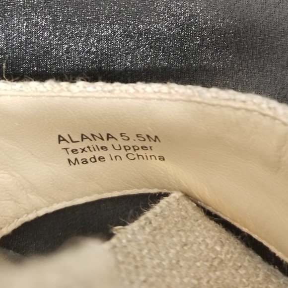 Botkier New York ALANA Linen & Crystal Jeweled Slide Sandals NWT - Picture 4 of 9